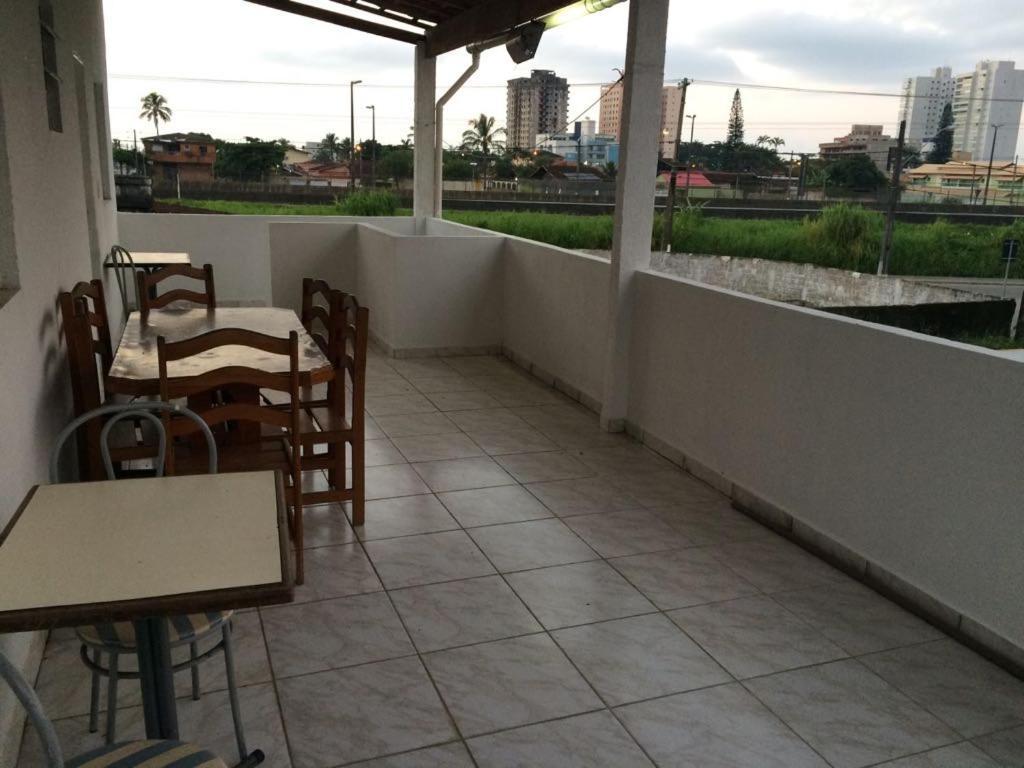 Ótima casa com piscina em Praia Grande Vila São Paulo Exterior foto